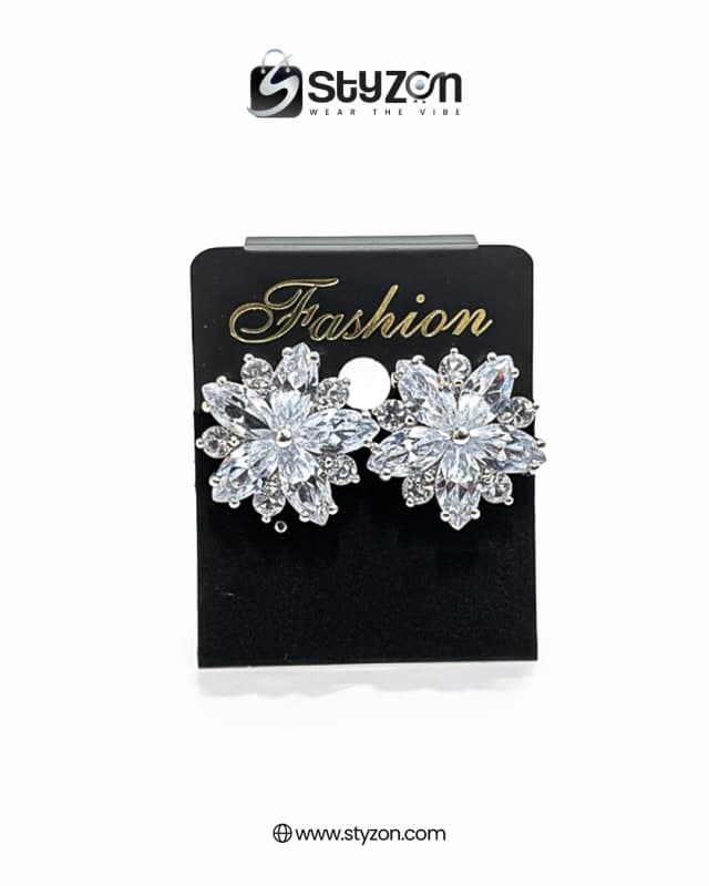 Styzon Crystal Starburst Studs – Shine Like a Star